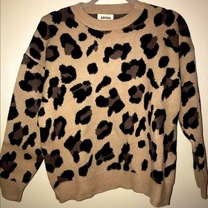 Boutique cheetah print sweater
